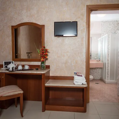 La Pace ベッド・アンド・ブレックファスト ナポリ