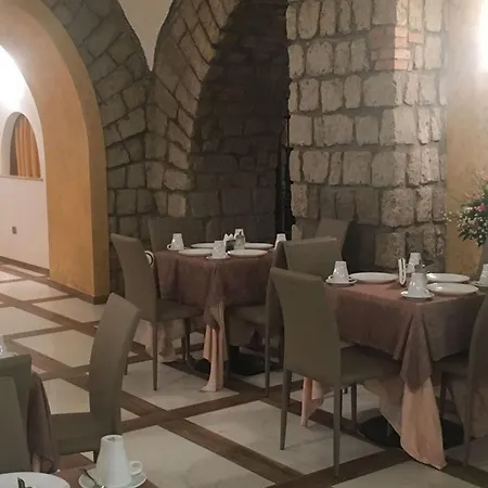 Nocleg ze śniadaniem La Pace Neapol