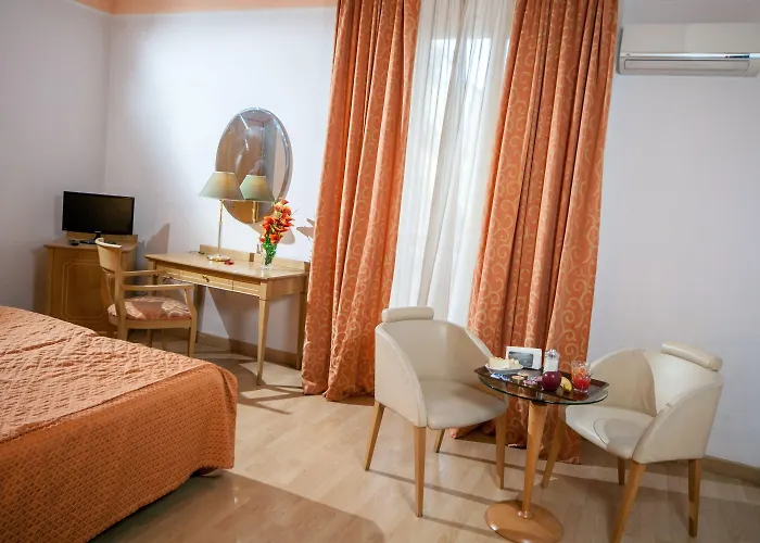 La Pace Неаполь