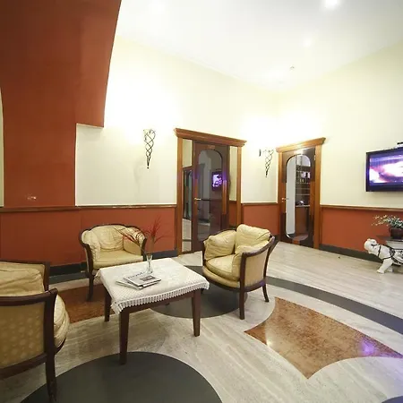 לינה וארוחת בוקר La Pace נאפולי