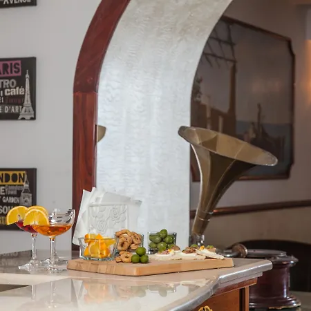 La Pace נאפולי