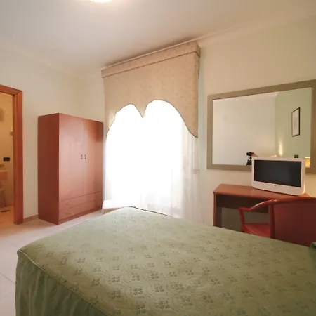 לינה וארוחת בוקר La Pace נאפולי