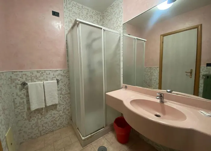 La Pace Oda ve Kahvaltı 3*