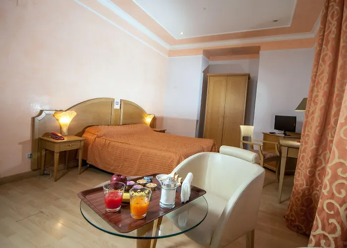 Oda ve Kahvaltı La Pace 3*