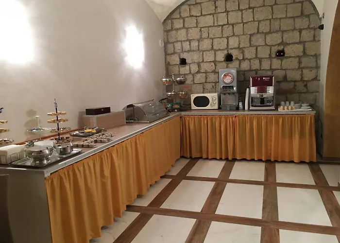 Oda ve Kahvaltı La Pace 3*